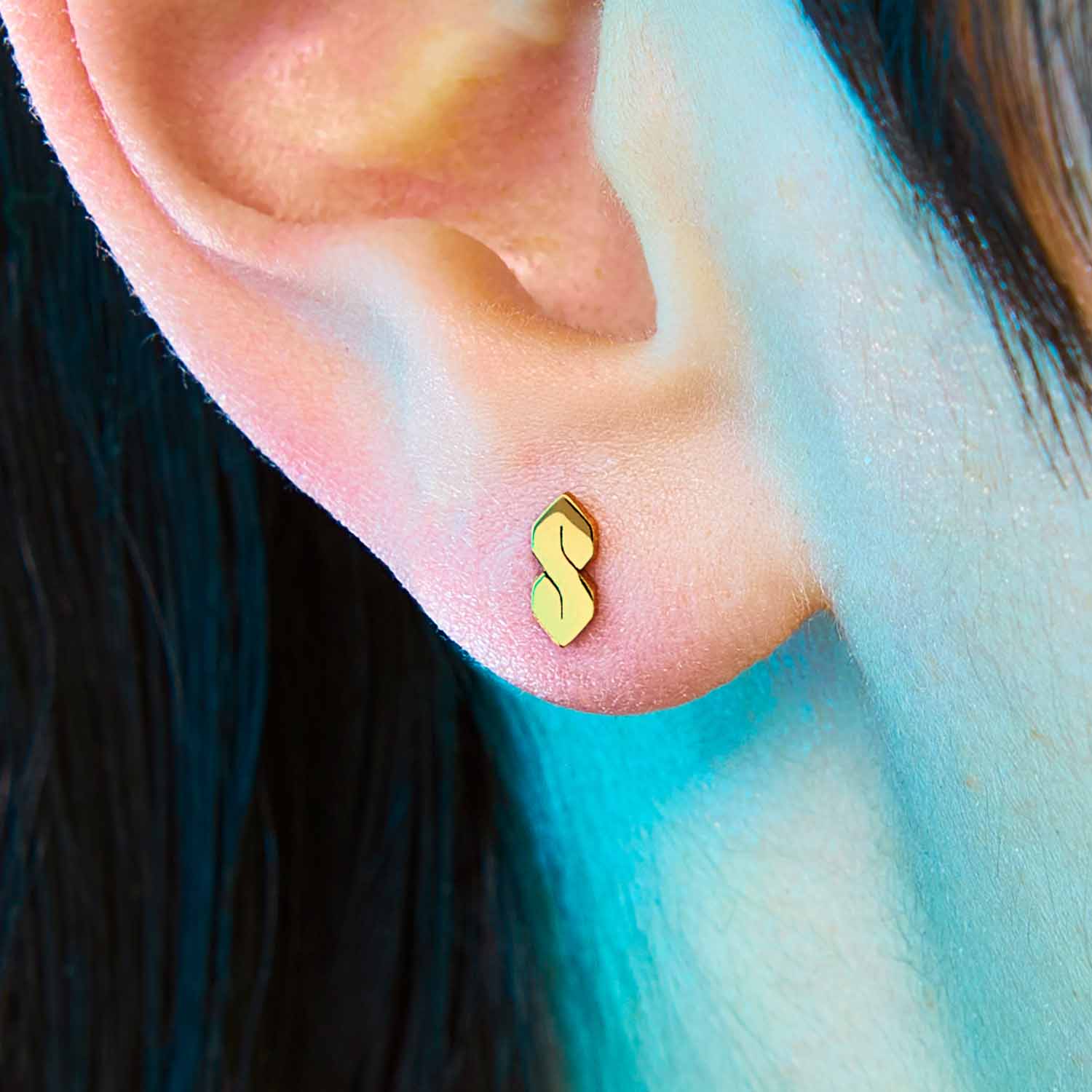 S-Thing Flat Back Earring